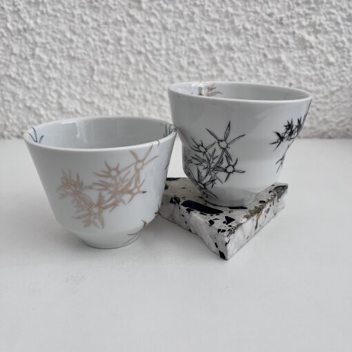 šálek bodláky (bez ucha)